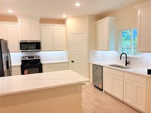 724 N Clements Street - Photo 12