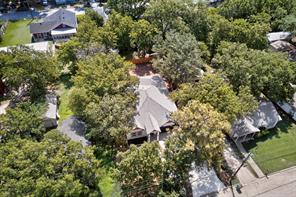 724 N Clements Street - Photo 35