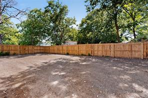 724 N Clements Street - Photo 37