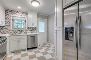 9210 San Fernando Way - Photo 8