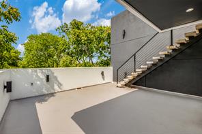 809 Bayonne Street - Photo 6