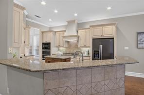 7913 Forest View Court - Photo 9