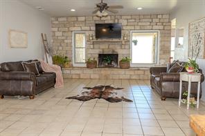 16572 FM 126 S - Photo 17