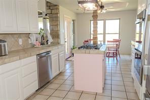 16572 FM 126 S - Photo 23