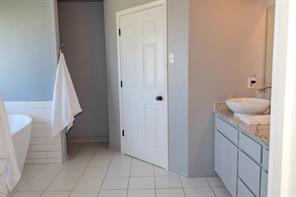 16572 FM 126 S - Photo 26