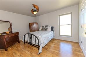 16572 FM 126 S - Photo 33