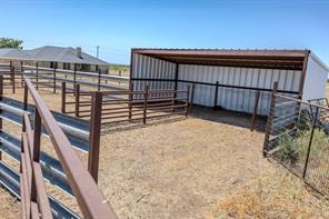 16572 FM 126 S - Photo 36