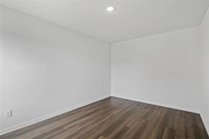 406 E Munson Street - Photo 10