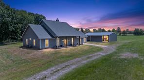 1094 County Road 2389 - Photo 1