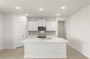6221 DeLaCroix Drive - Photo 3