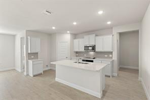 6221 DeLaCroix Drive - Photo 5