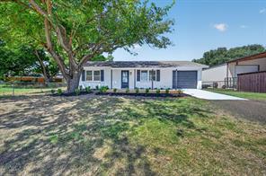 1624 E Lake Drive - Photo 2