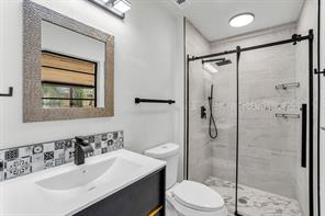 611 Cain Street - Photo 13