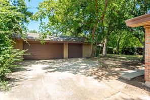 611 Cain Street - Photo 2