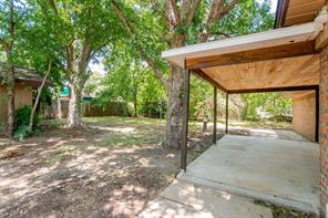611 Cain Street - Photo 4