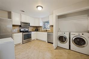6336 Norma Street - Photo 5