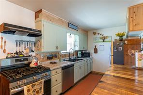 335 S Monroe Avenue - Photo 1