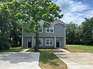 406 E Bonham Street - Photo 1