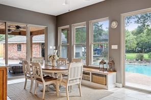 2413 Taylor Street - Photo 5