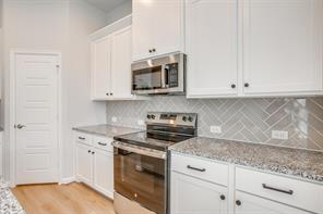 10512 Palmera Road - Photo 11
