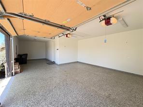 1451 Maplewood Drive - Photo 32
