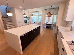 1451 Maplewood Drive - Photo 7