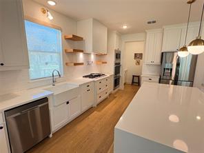 1451 Maplewood Drive - Photo 8