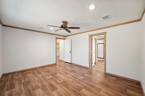 716 N Wright Avenue - Photo 10