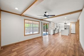 716 N Wright Avenue - Photo 16