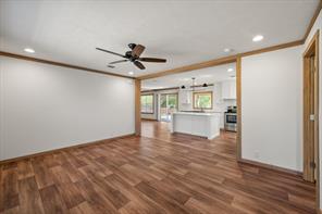 716 N Wright Avenue - Photo 3