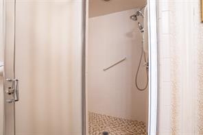 1501 Westhill Terrace - Photo 18