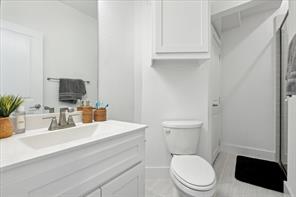 1710 Highwood Road - Photo 9