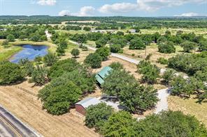 194 County Road 3825 - Photo 3