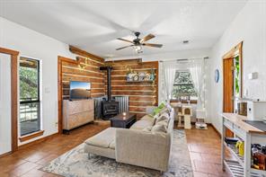 194 County Road 3825 - Photo 7