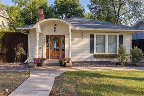 832 N Winnetka Avenue - Photo 1