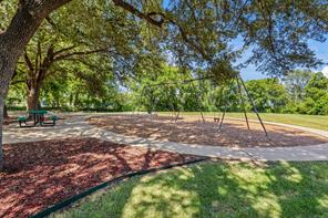 785 Antoine Drive - Photo 36