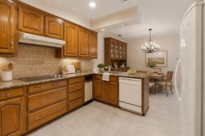 12437 Montego Plaza - Photo 5
