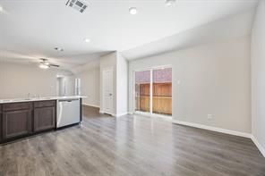 3921 Oak Creek Circle - Photo 11