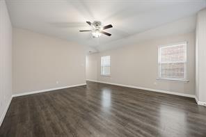 3921 Oak Creek Circle - Photo 4