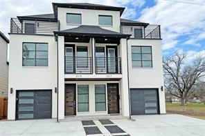 2417 N Winnetka Avenue - Photo 1