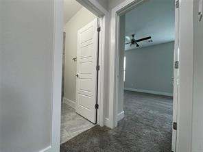 2417 N Winnetka Avenue - Photo 26