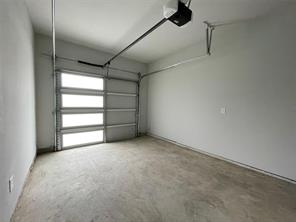2417 N Winnetka Avenue - Photo 28