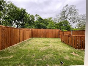 2417 N Winnetka Avenue - Photo 34