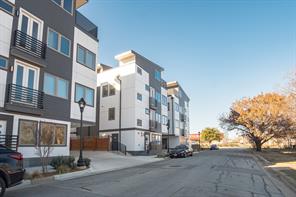 1118 Galveston Avenue - Photo 18