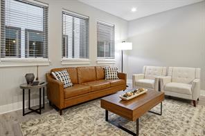 1118 Galveston Avenue - Photo 9