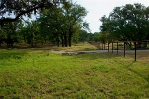 800 Private Road 1485 - Photo 14