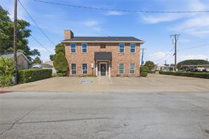 110 S BARTON Street - Photo 1