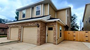 1705 Ash Crescent Street - Photo 1
