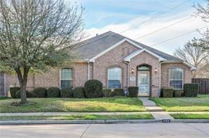 625 Belclaire Terrace - Photo 1