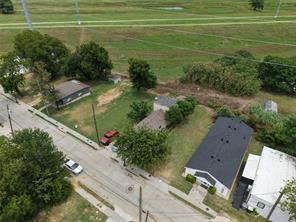 506 N Moore Street - Photo 1